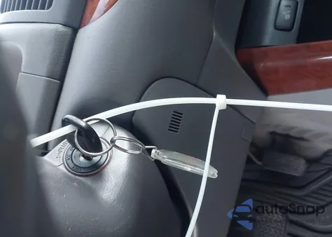 2003 Toyota Camry Xle V6 из США, поврежденный, VIN 4T1BF30K33U550618